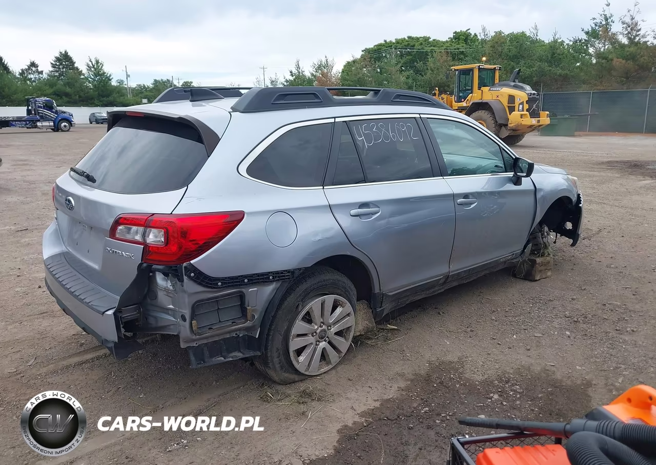 2016 Subaru Outback 2.5I Premium VIN:4S4BSBCC2G3253507 - 4