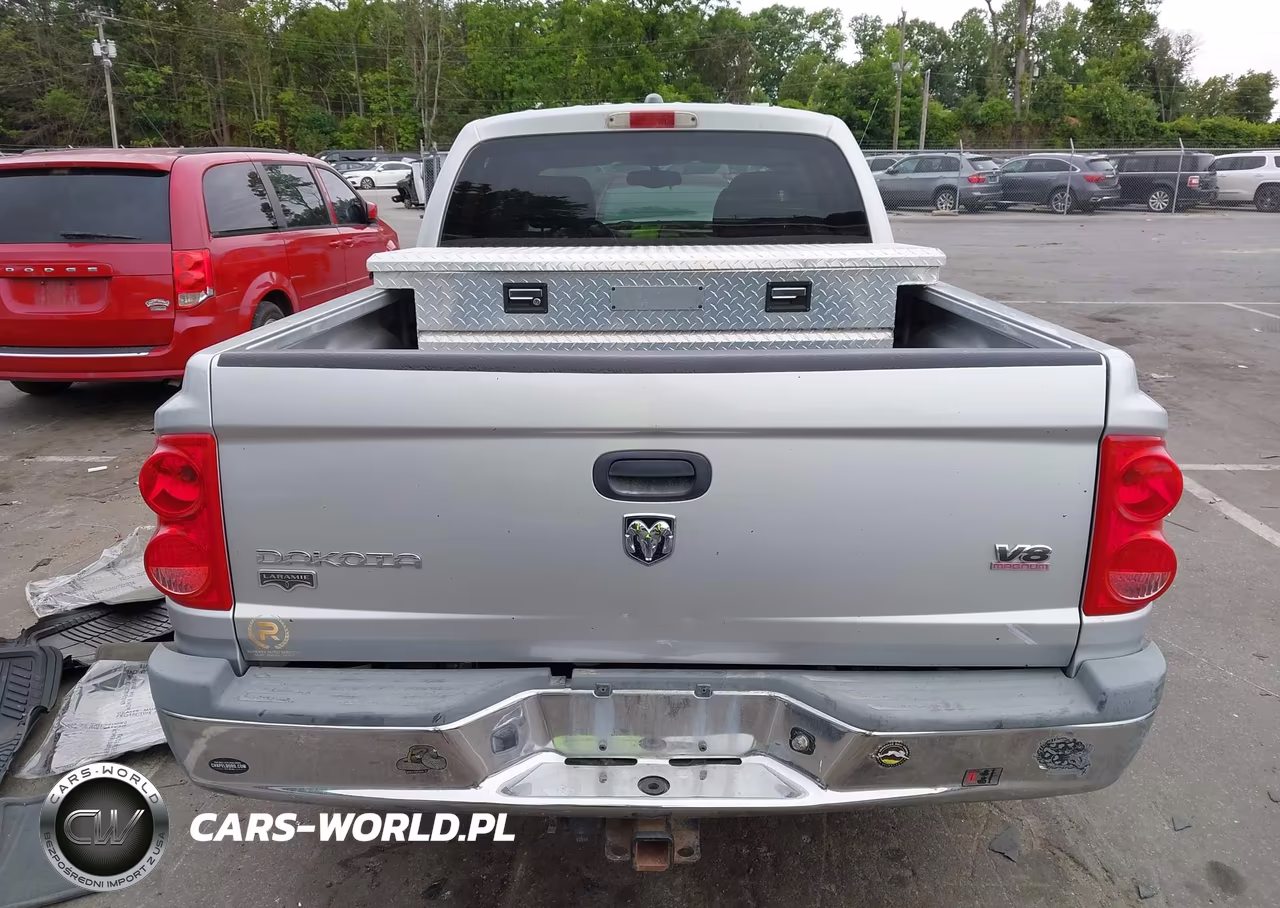 2005 Dodge Dakota Laramie VIN:1D7HW58N15S194196 - 17