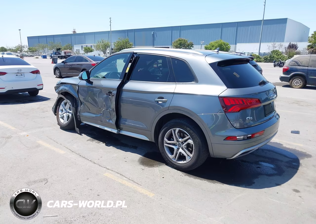 2018 Audi Q5 2.0T Premium-2.0T Tech Premium VIN:WA1ANAFY1J2068347 - 3