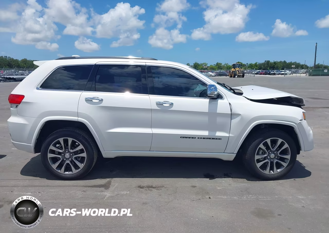 2017 Jeep Grand Cherokee Overland 4X2 VIN:1C4RJECG5HC959995 - 14