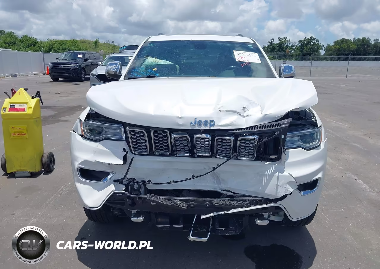 2017 Jeep Grand Cherokee Overland 4X2 VIN:1C4RJECG5HC959995 - 6