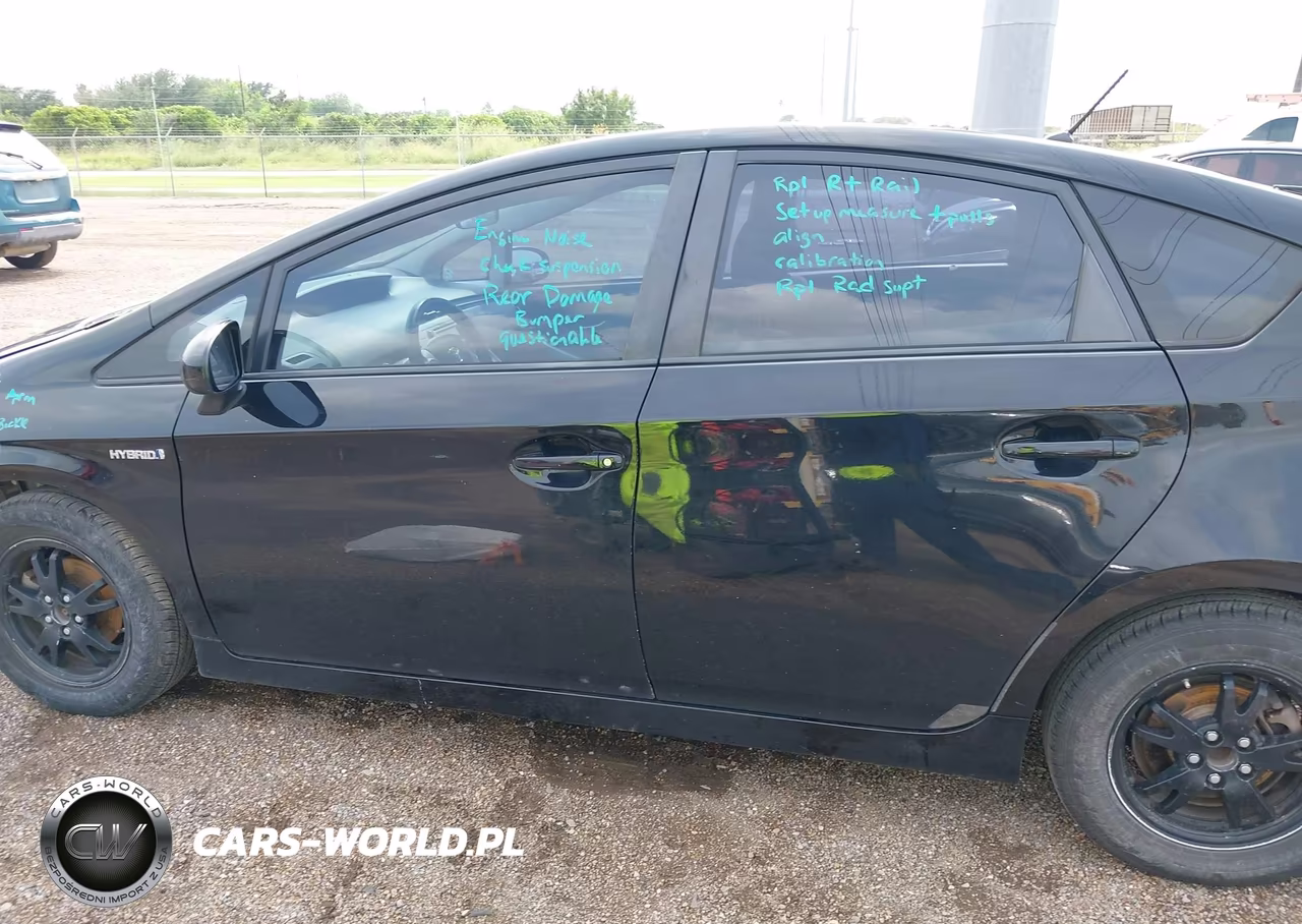 2014 Toyota Prius Two VIN:JTDKN3DU2E0357907 - 15