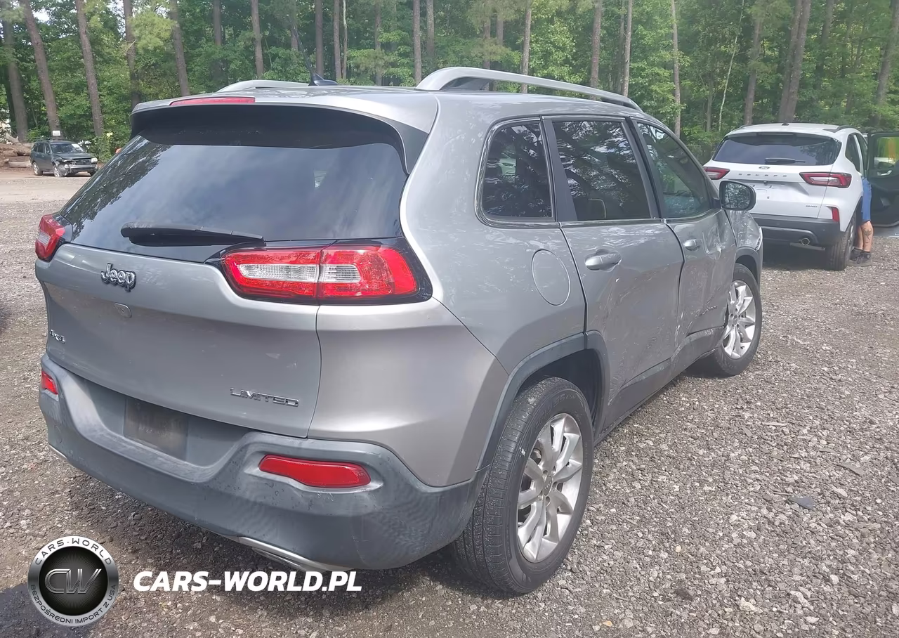 2015 Jeep Cherokee Limited VIN:1C4PJMDS1FW545130 - 4