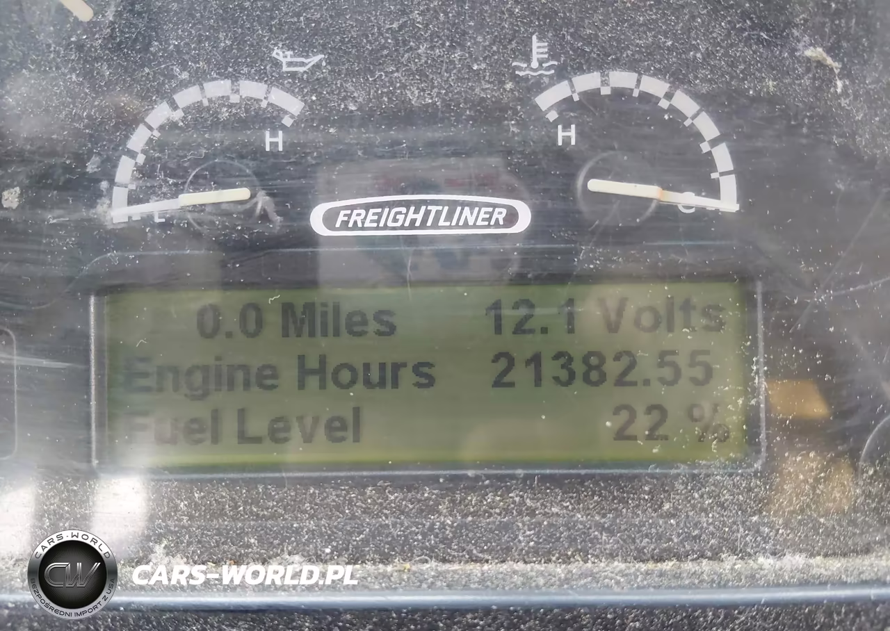 2012 Freightliner Chassis M Line Walk-In Van VIN:4UZAC3DV1CCBT7128 - 5
