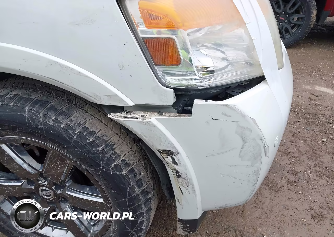 2014 Nissan Armada Platinum VIN:5N1BA0NF8EN612570 - 18