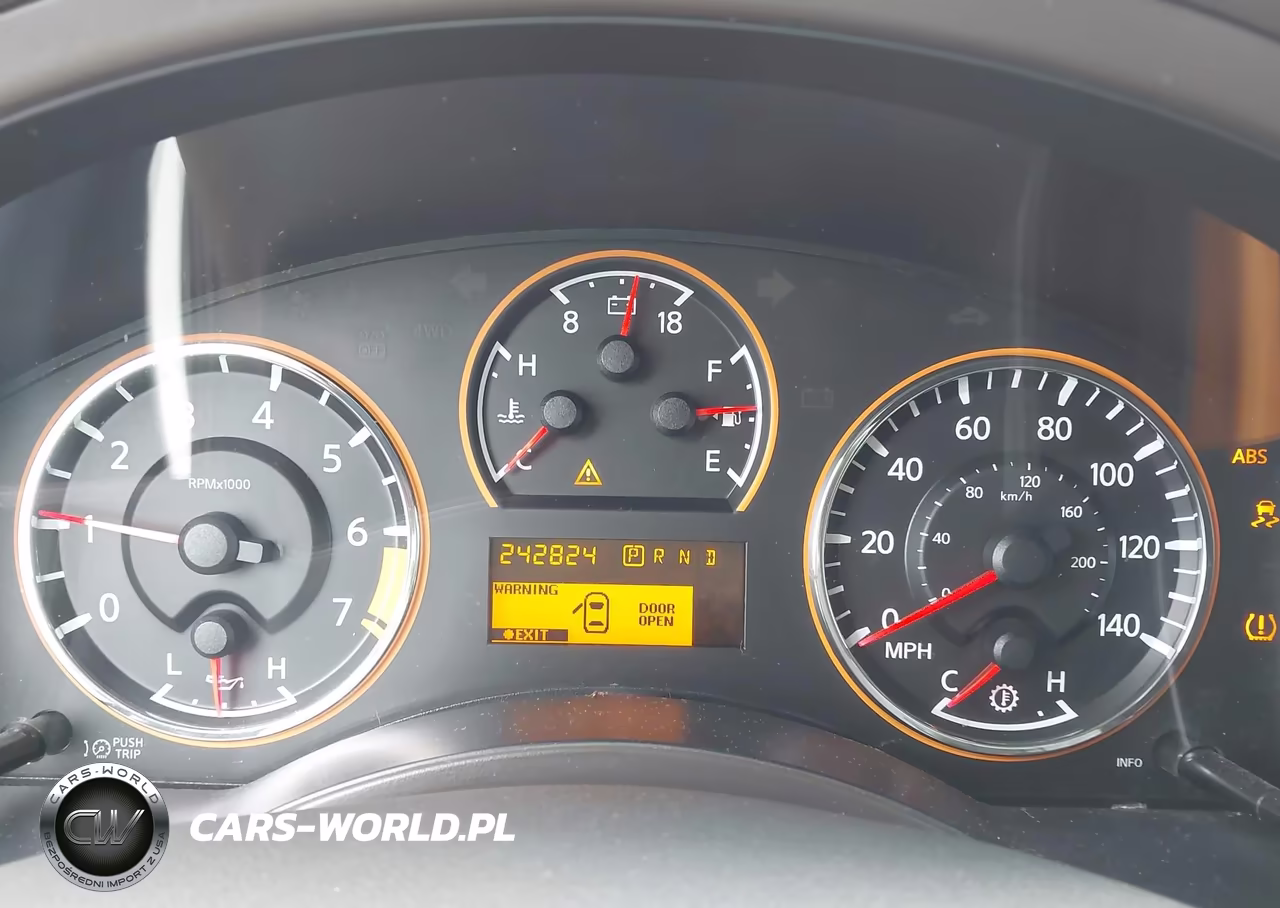 2014 Nissan Armada Platinum VIN:5N1BA0NF8EN612570 - 7
