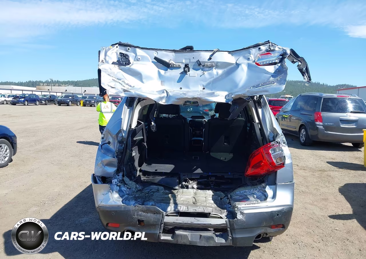 2021 Subaru Ascent Touring VIN:4S4WMARD3M3472865 - 17