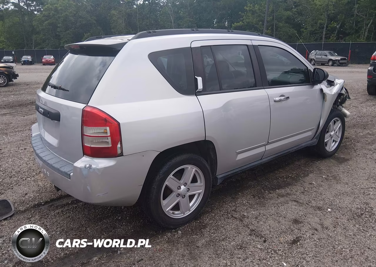 2009 Jeep Compass Sport VIN:1J4FT47B09D134099 - 4