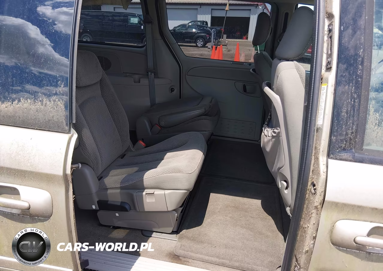2005 Dodge Caravan Sxt VIN:2D4GP44L05R132942 - 8