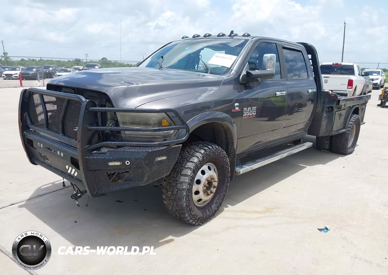 2016 Ram 3500 Laramie VIN:3C63RRJL4GG202840 - 2