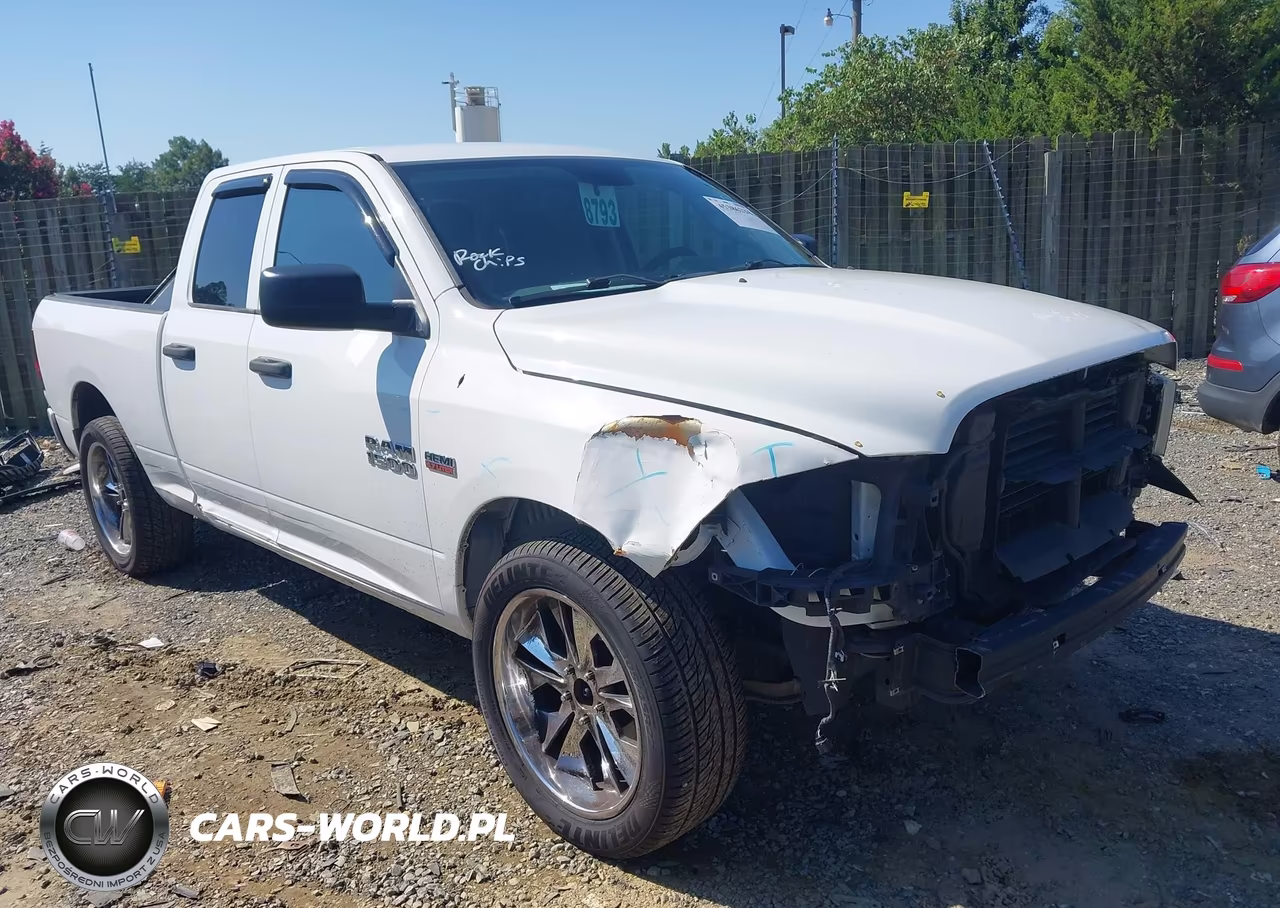 2017 Ram 1500 Express 4X4 6'4 Box – zdjęcie 1 z 17