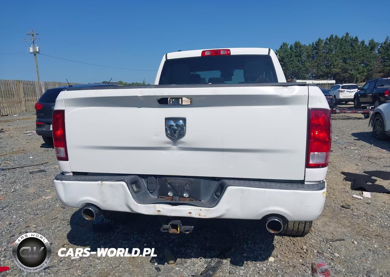 2017 Ram 1500 Express 4X4 6'4 Box VIN:1C6RR7FT5HS644320 - 17