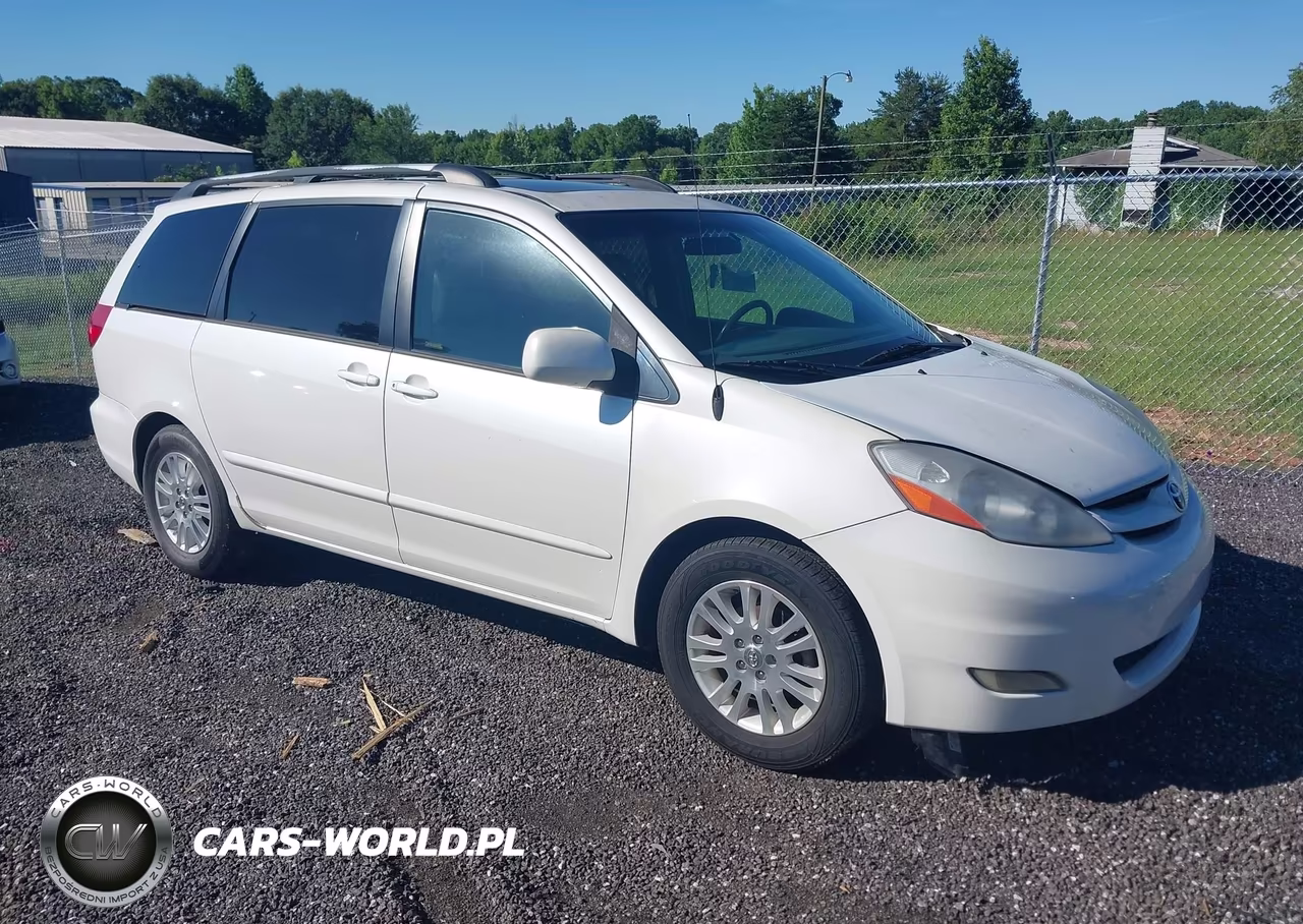 2010 Toyota Sienna Xle – zdjęcie 1 z 16