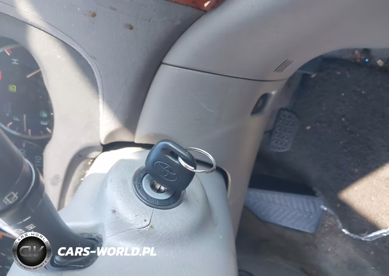 2010 Toyota Sienna Xle VIN:5TDYK4CC2AS331011 - 11