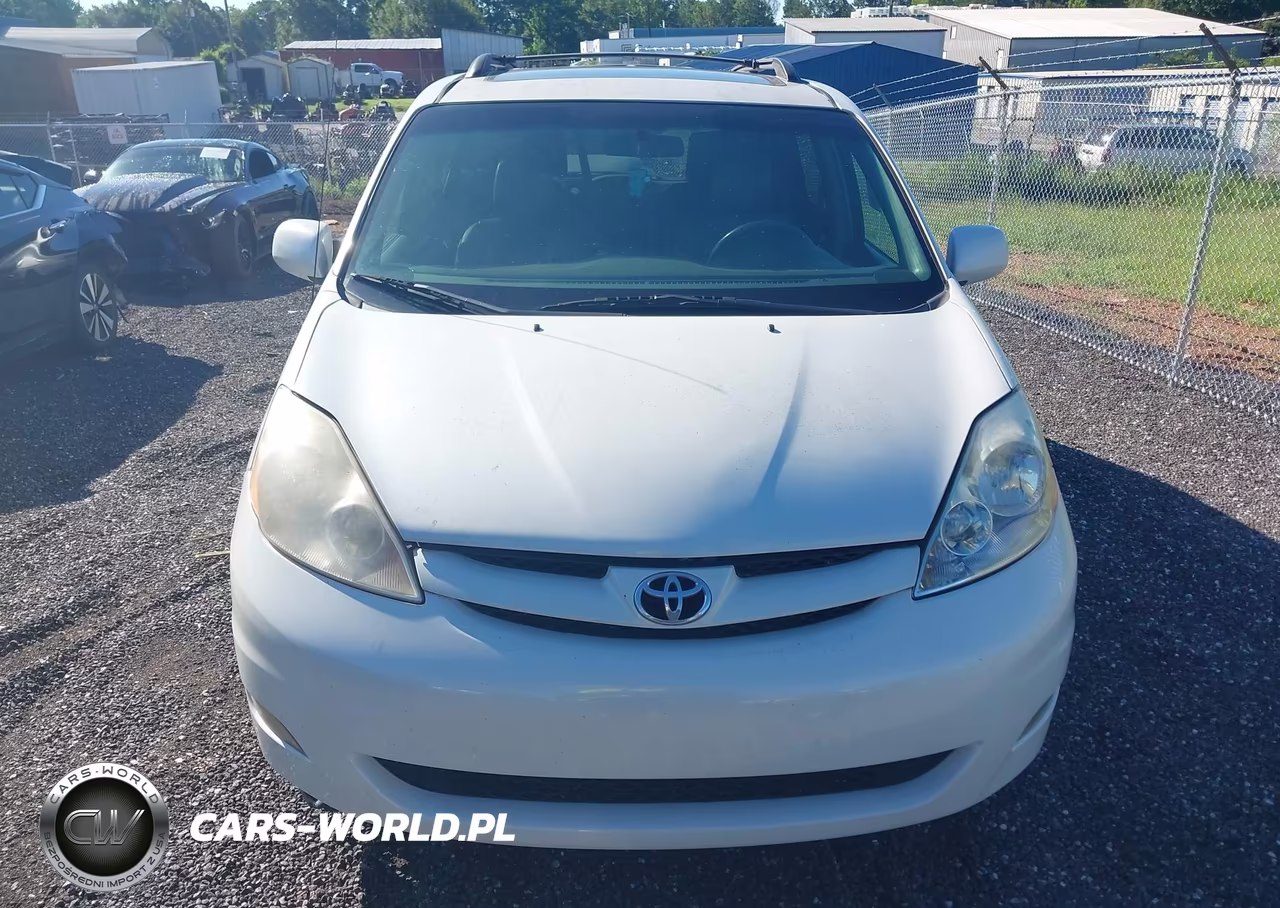 2010 Toyota Sienna Xle VIN:5TDYK4CC2AS331011 - 12