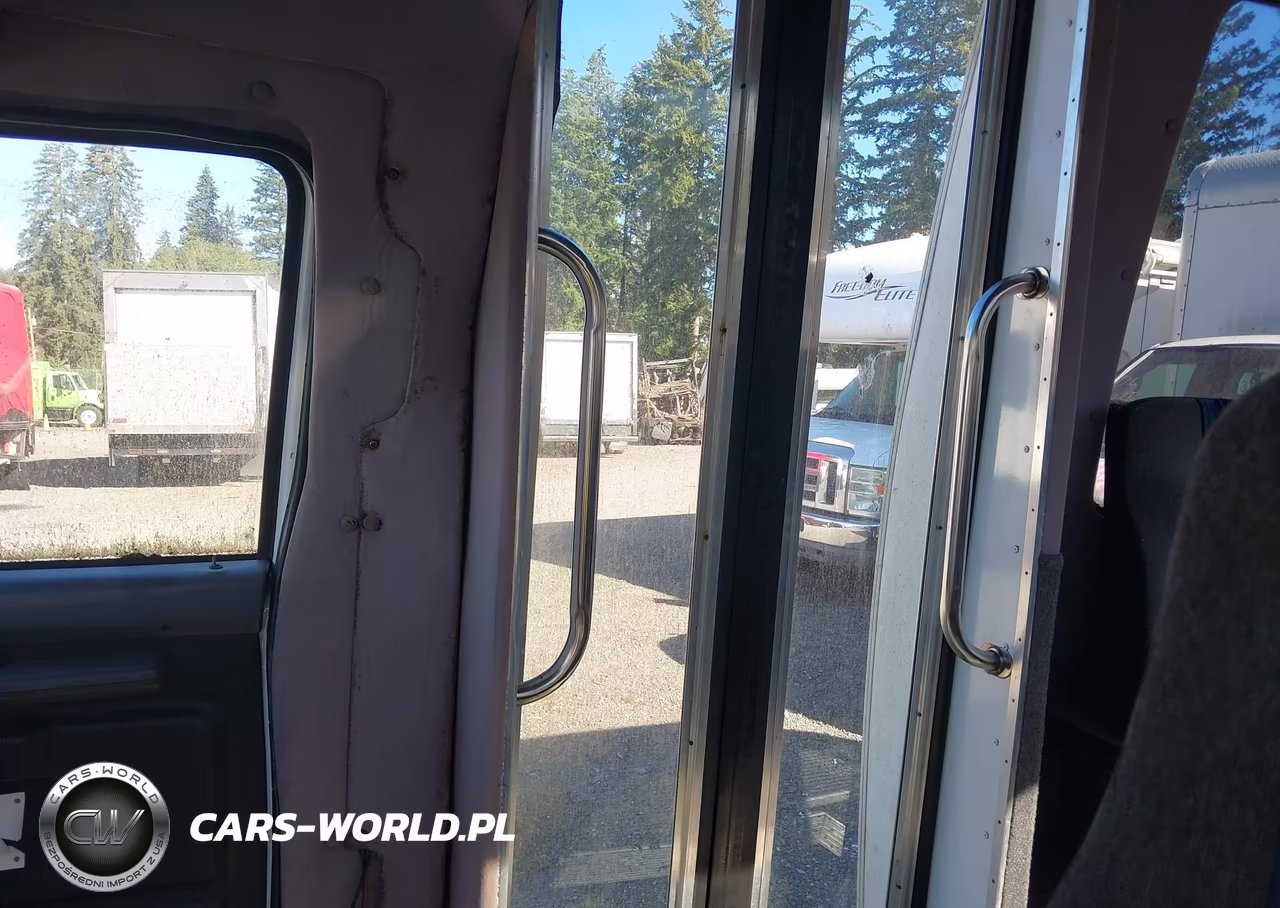 1995 Ford Econoline E350 Cutaway Van VIN:1FDJE30H0SHC16556 - 14