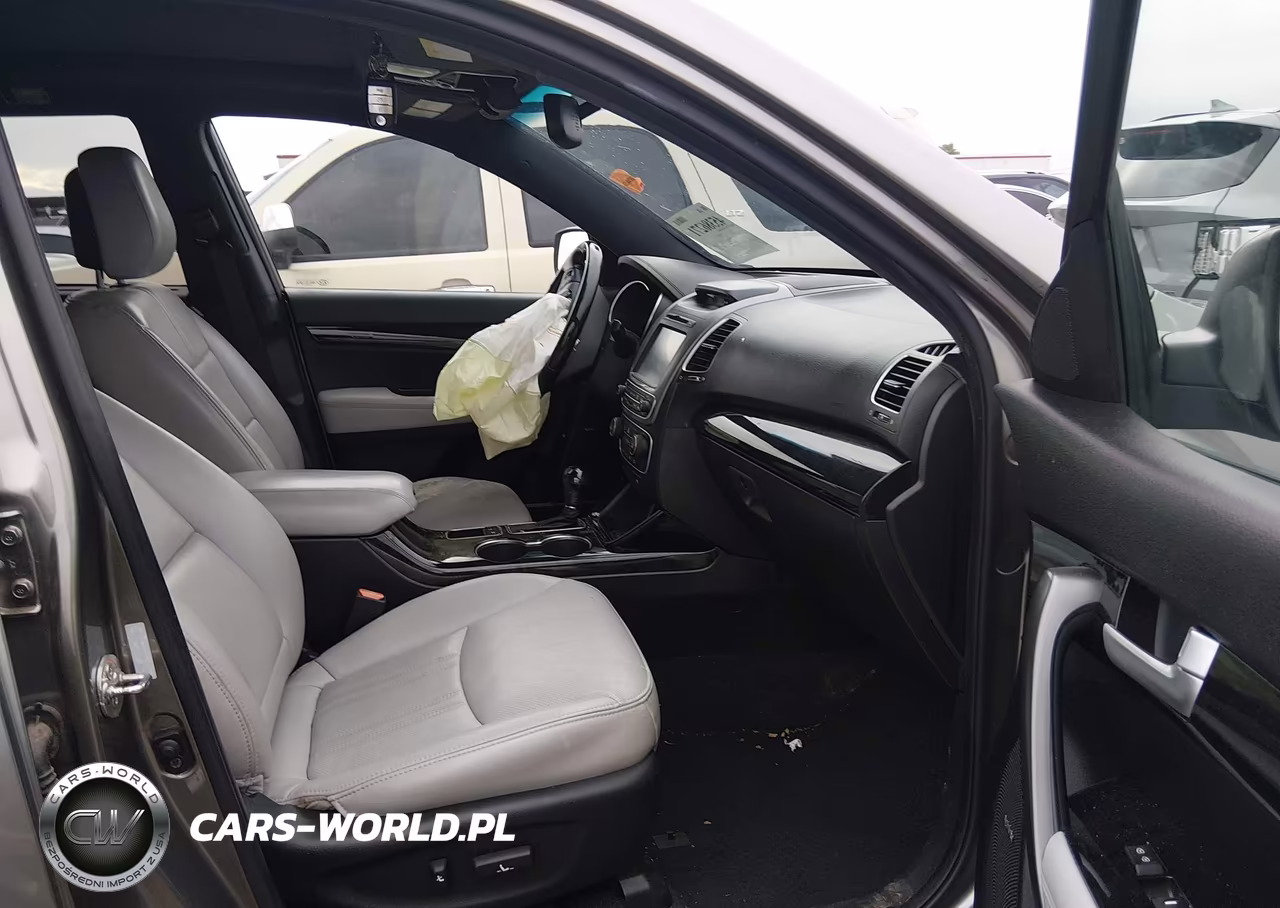 2014 Kia Sorento Limited V6 VIN:5XYKW4A72EG517540 - 5
