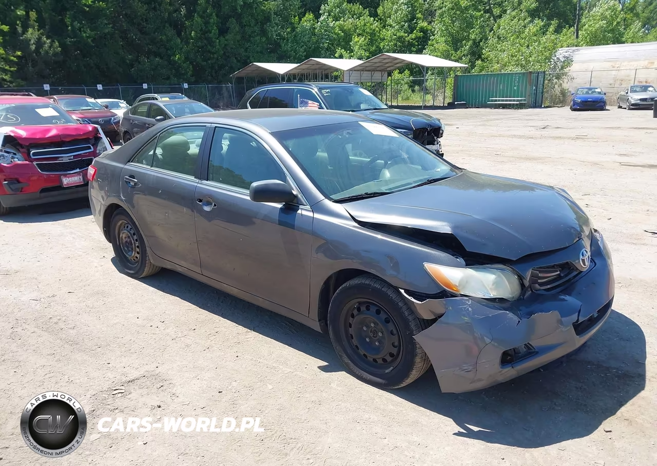 2009 Toyota Camry Le – zdjęcie 1 z 13
