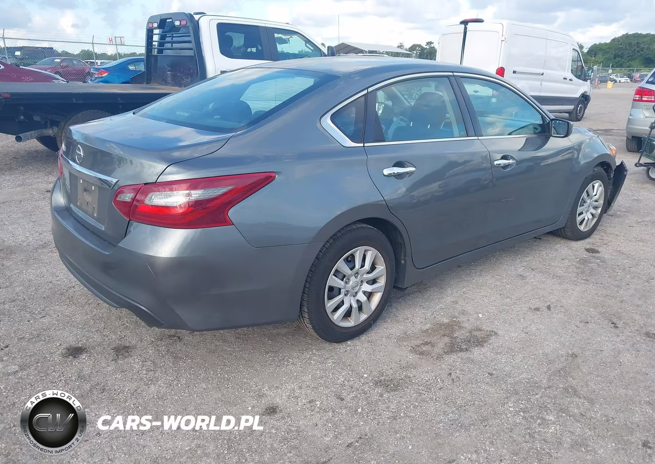 2018 Nissan Altima 2.5 S VIN:1N4AL3AP0JC156974 - 4