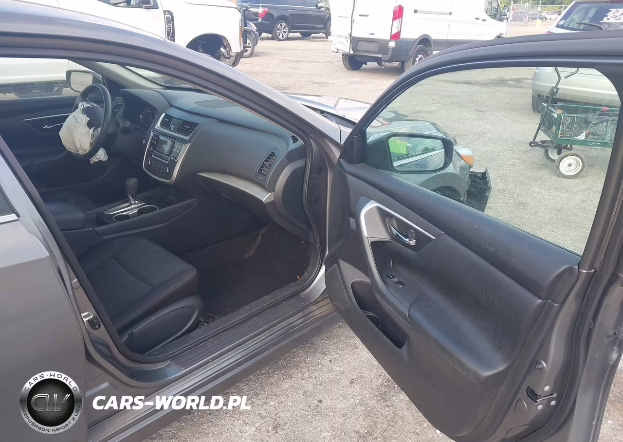 2018 Nissan Altima 2.5 S VIN:1N4AL3AP0JC156974 - 5