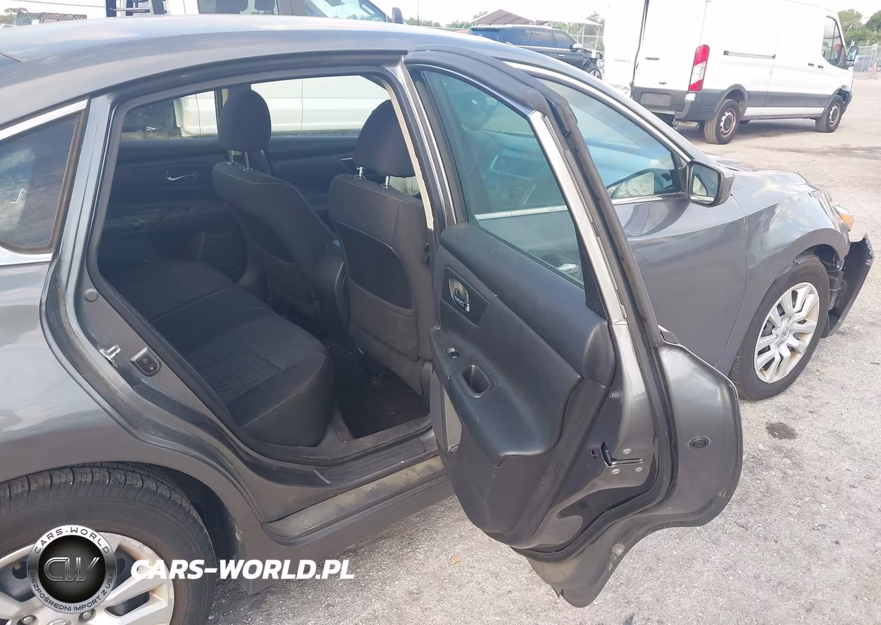 2018 Nissan Altima 2.5 S VIN:1N4AL3AP0JC156974 - 8
