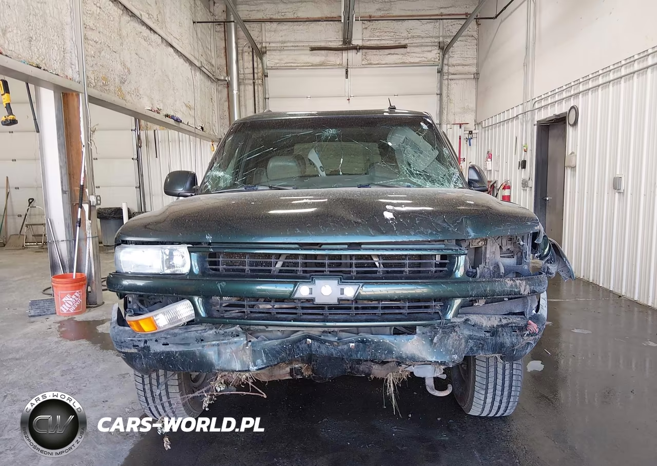 2002 Chevrolet Tahoe Z71 VIN:1GNEK13ZX2R311621 - 12