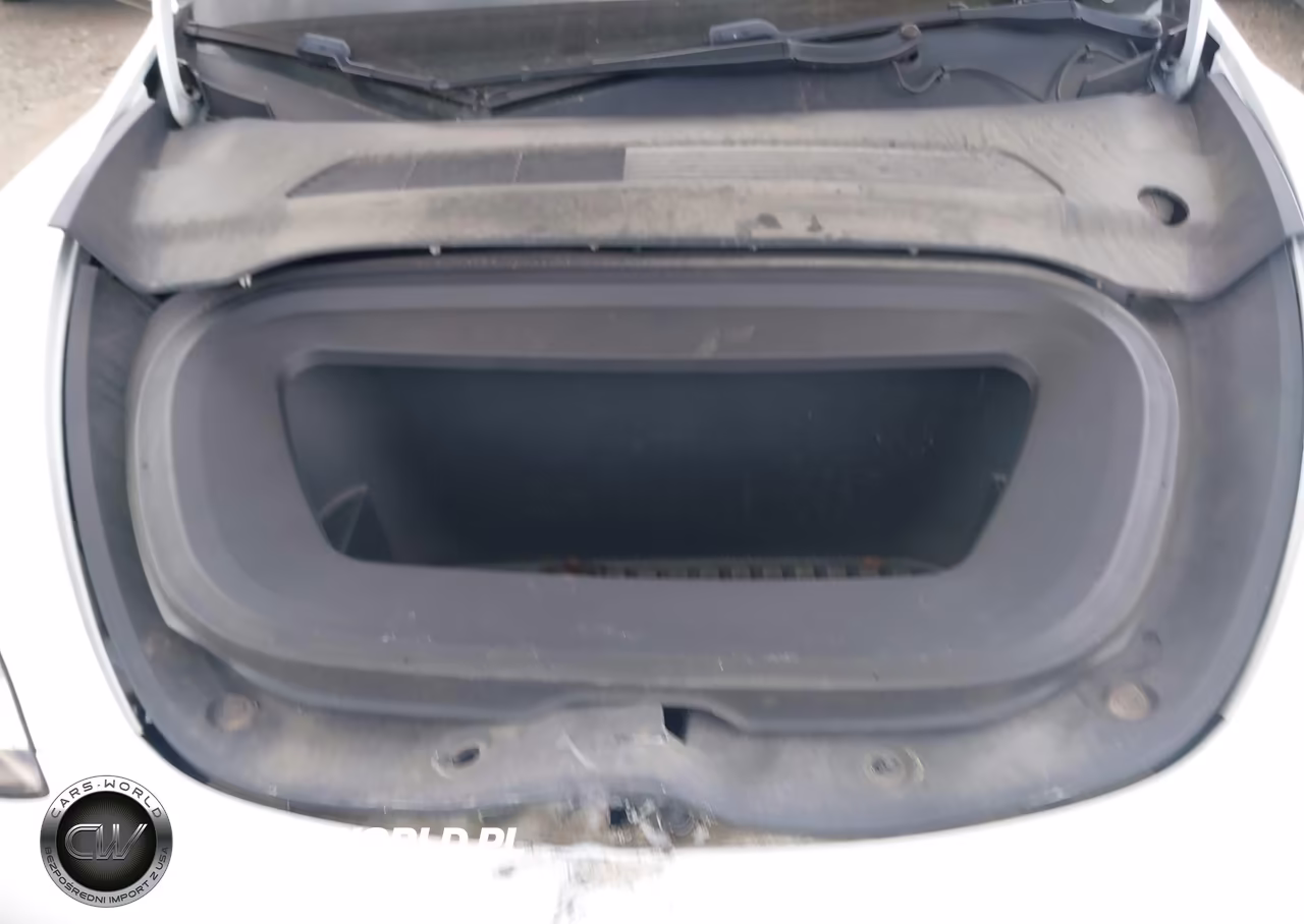 2020 Tesla Model Y Long Range Dual Motor All-Wheel Drive VIN:5YJYGDEE5LF032233 - 10