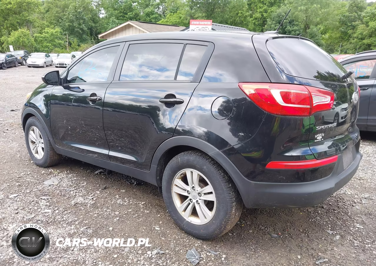 2011 Kia Sportage Lx VIN:KNDPBCA28B7089563 - 3