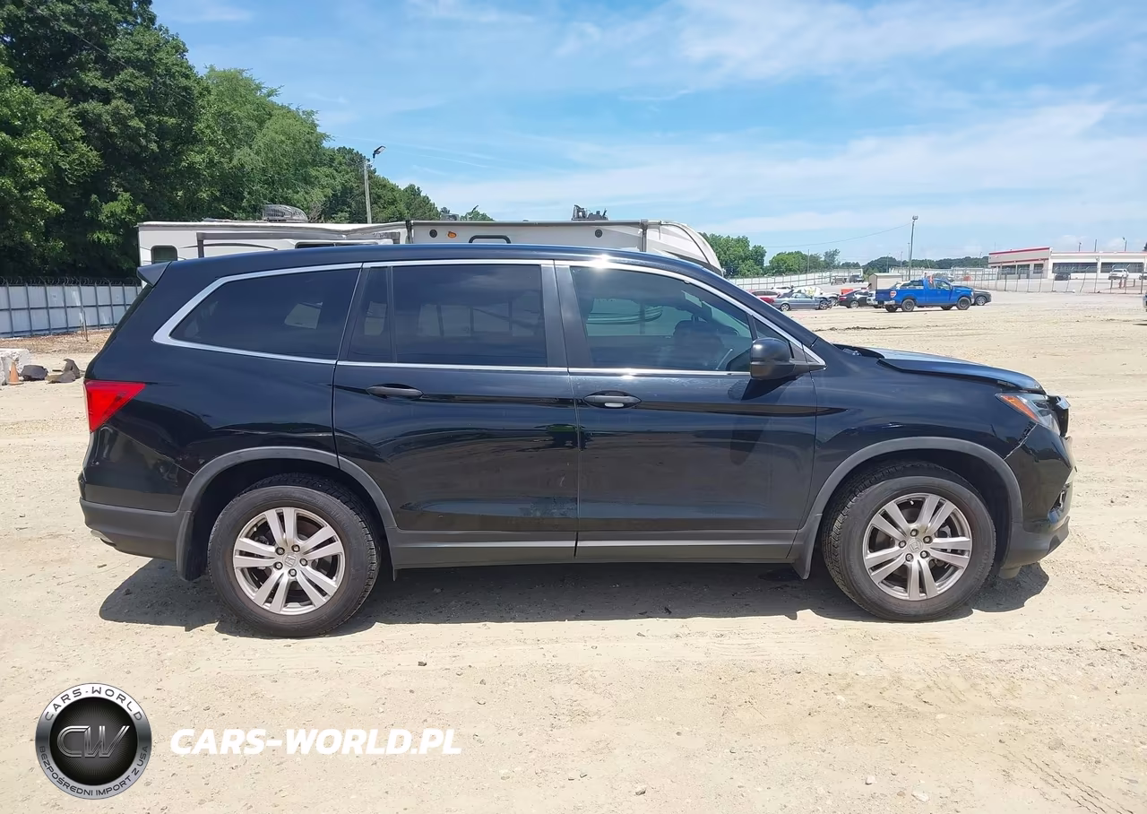 2018 Honda Pilot Lx VIN:5FNYF5H17JB029526 - 13