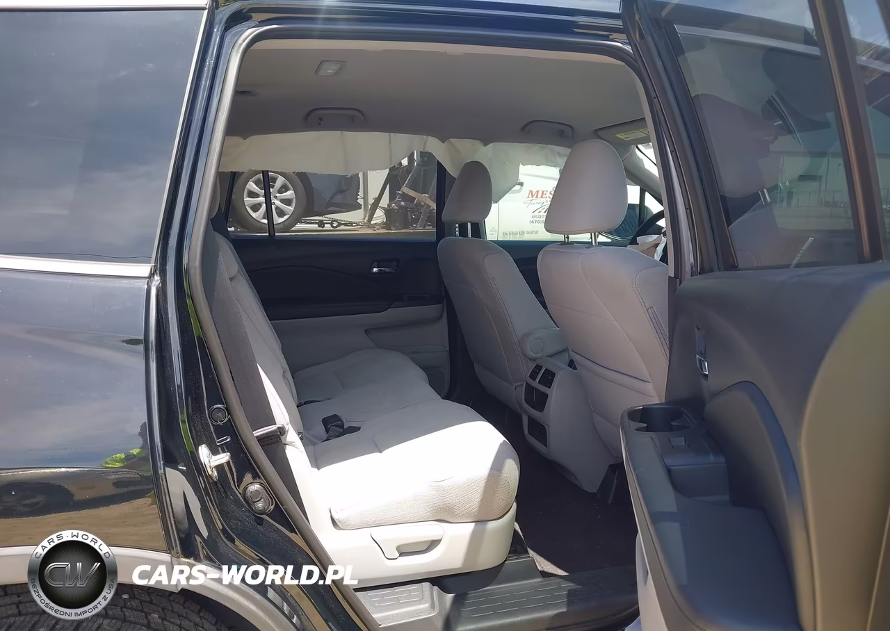 2018 Honda Pilot Lx VIN:5FNYF5H17JB029526 - 8