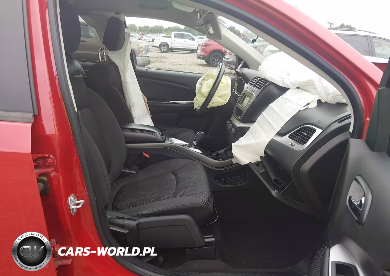 2018 Dodge Journey Se VIN:3C4PDCAB9JT385518 - 5