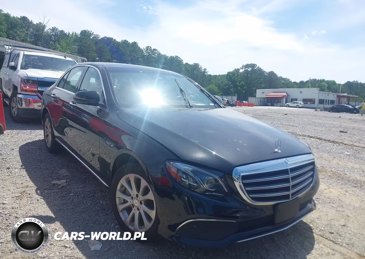 2017 Mercedes-Benz E 300 4Matic