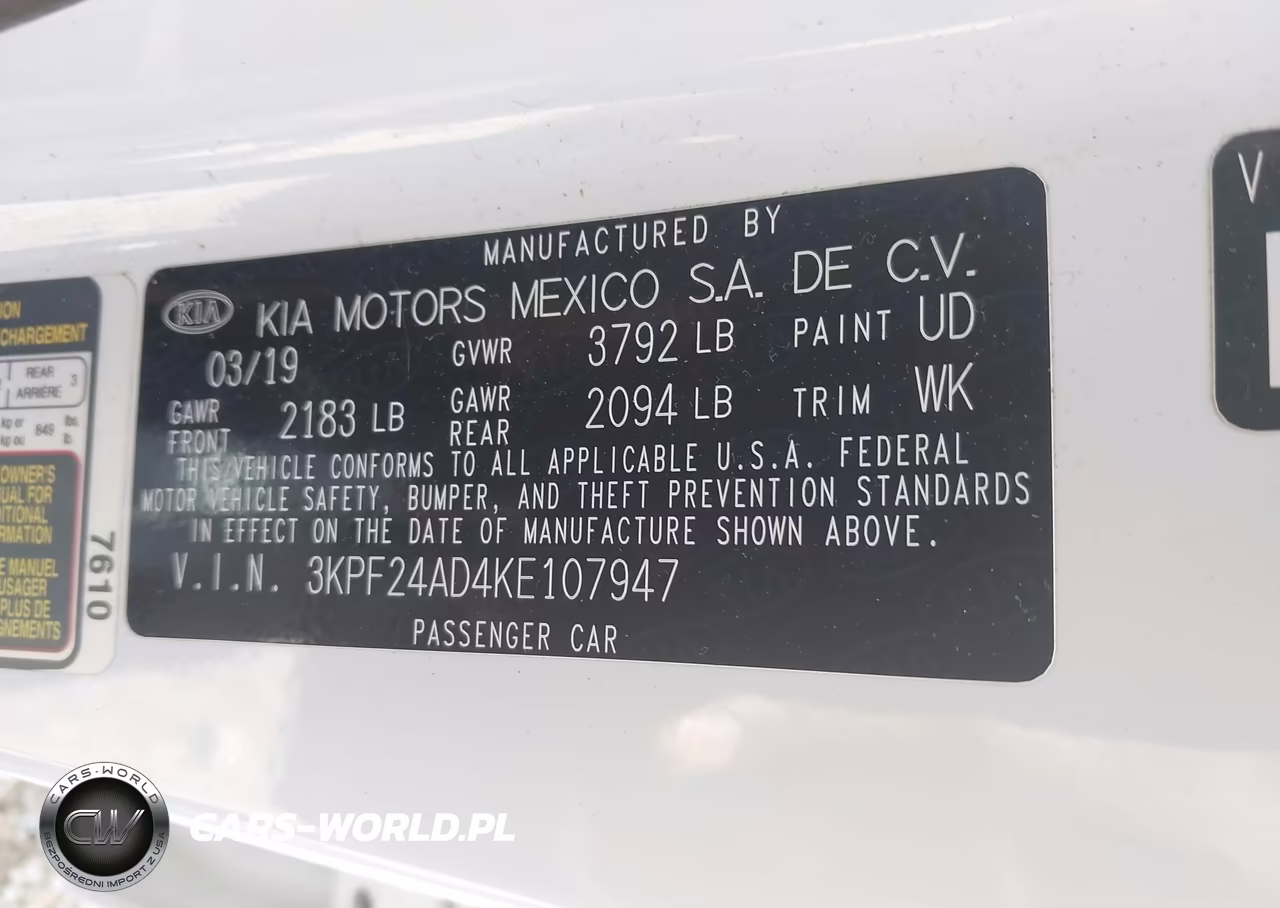 2019 Kia Forte Lxs VIN:3KPF24AD4KE107947 - 9