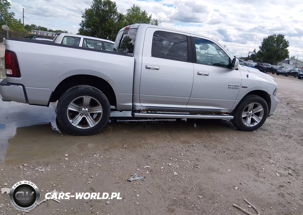 2013 Ram 1500 Sport VIN:1C6RR7MT8DS536819 - 13