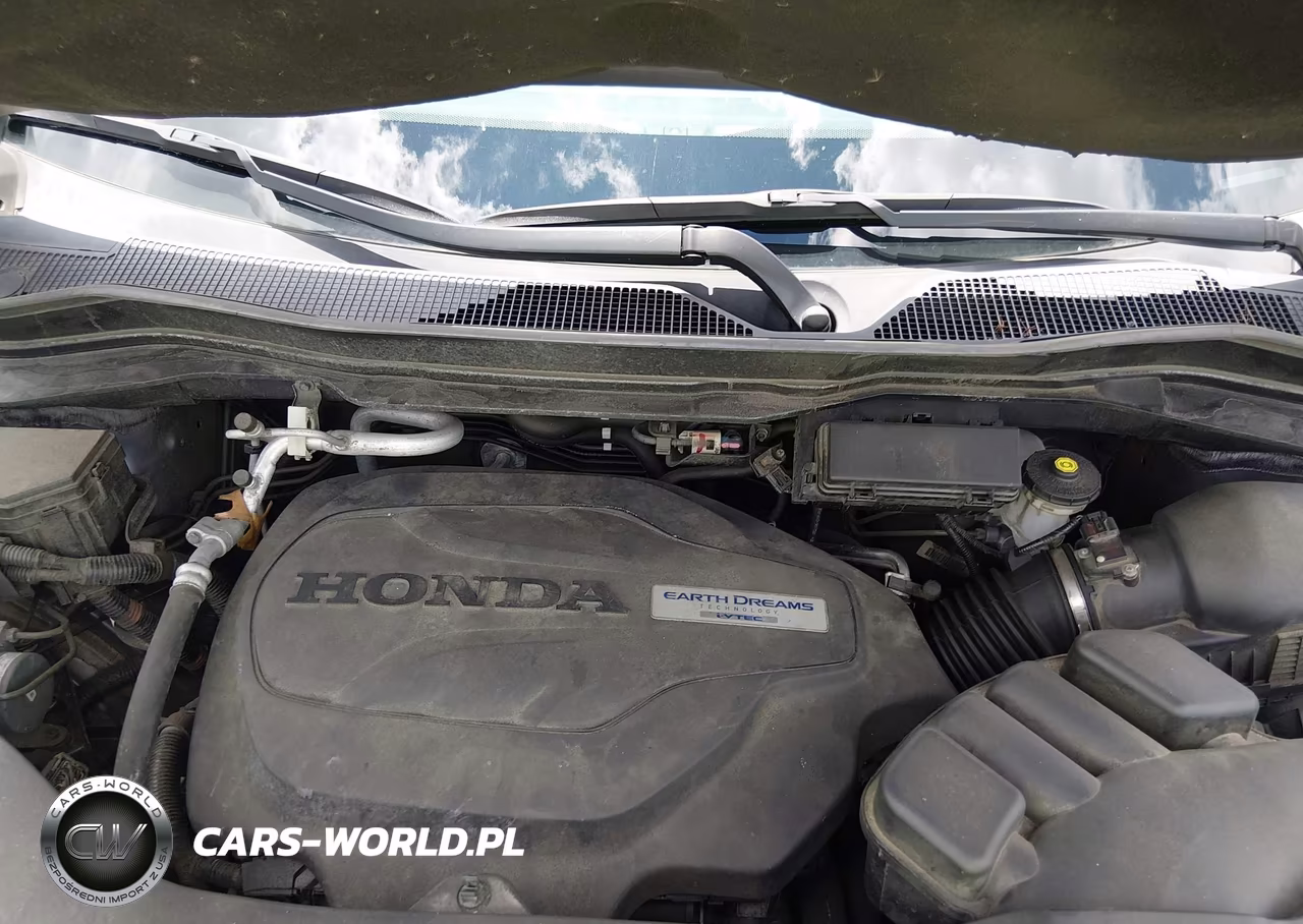 2019 Honda Pilot Touring VIN:5FNYF6H69KB023634 - 10