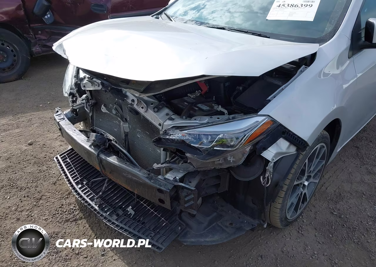 2017 Toyota Corolla Se Special Edition VIN:5YFBURHE6HP639972 - 18
