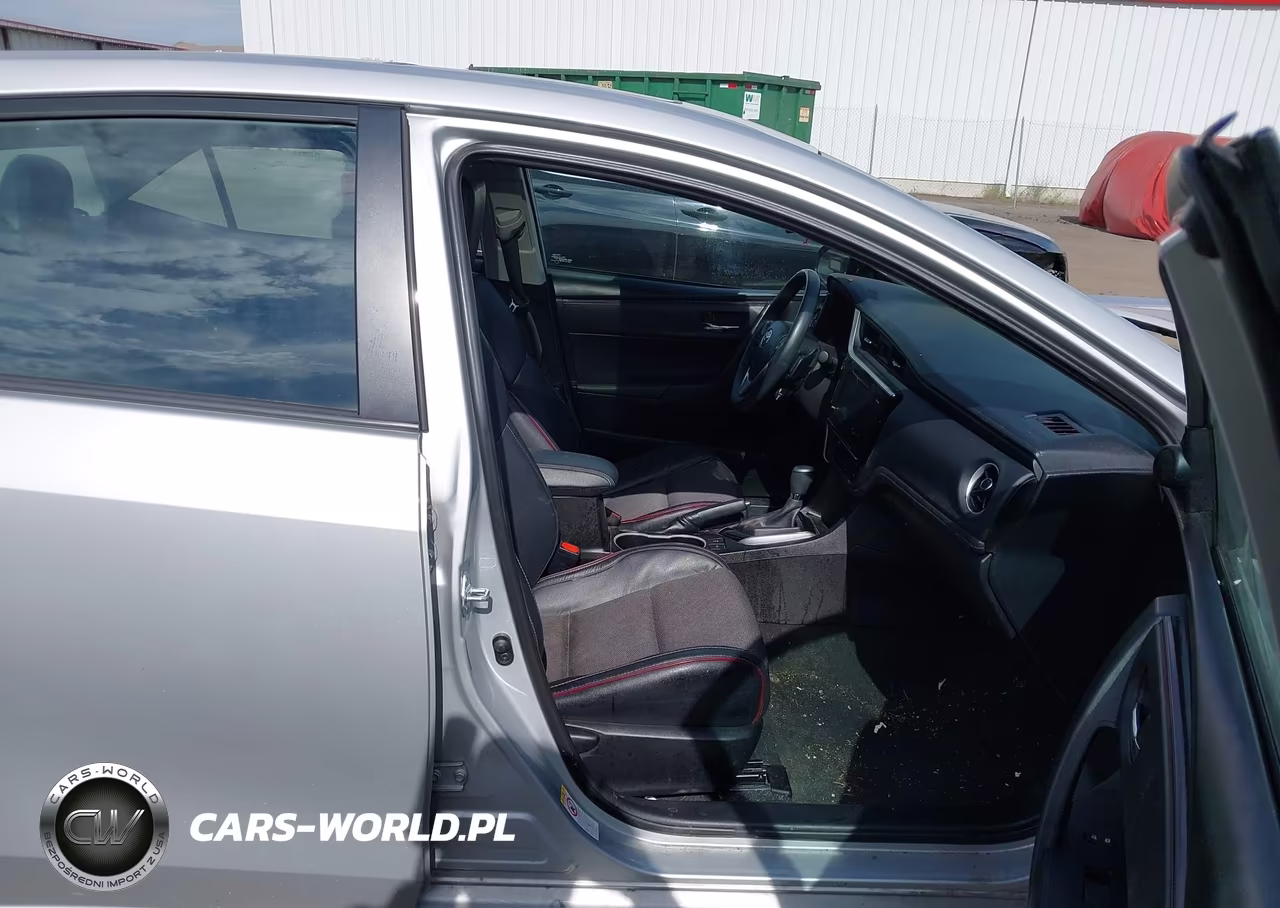 2017 Toyota Corolla Se Special Edition VIN:5YFBURHE6HP639972 - 5