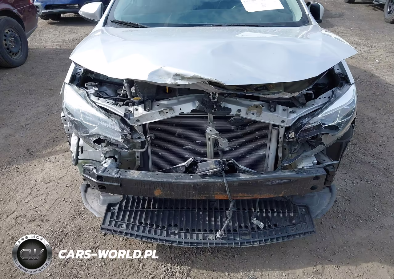 2017 Toyota Corolla Se Special Edition VIN:5YFBURHE6HP639972 - 6
