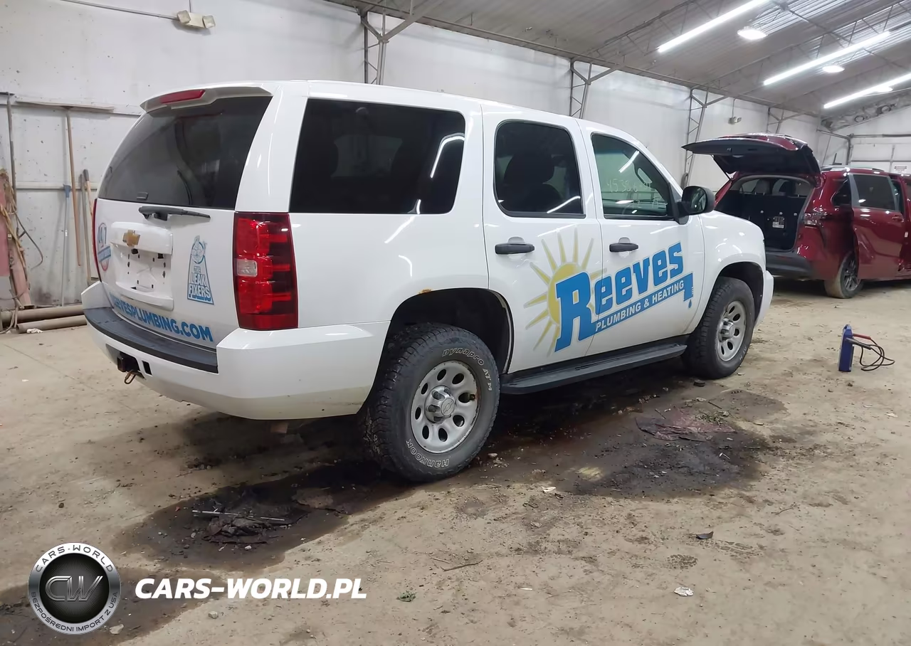 2012 Chevrolet Tahoe Ls VIN:1GNSKAE05CR188707 - 4