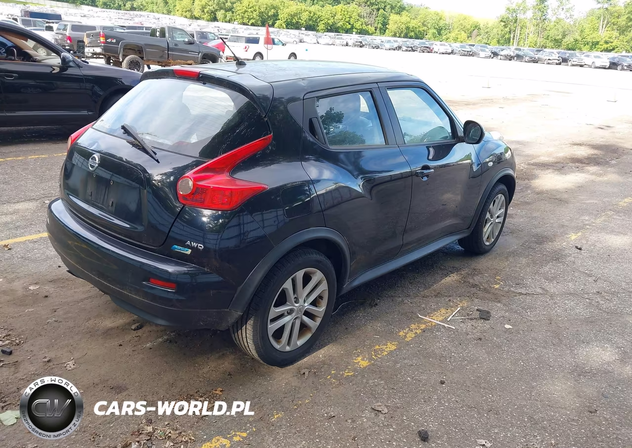 2013 Nissan Juke S VIN:JN8AF5MV4DT227903 - 4