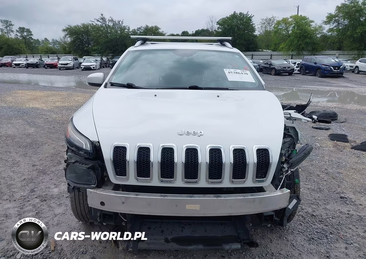2015 Jeep Cherokee Latitude VIN:1C4PJLCB4FW578697 - 13