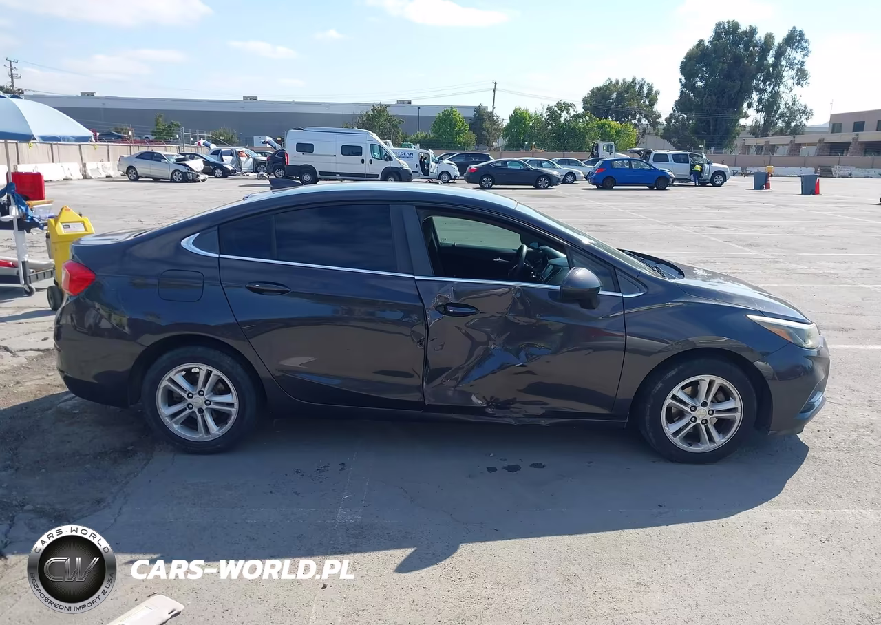 2017 Chevrolet Cruze Lt Auto VIN:1G1BE5SM9H7121189 - 14
