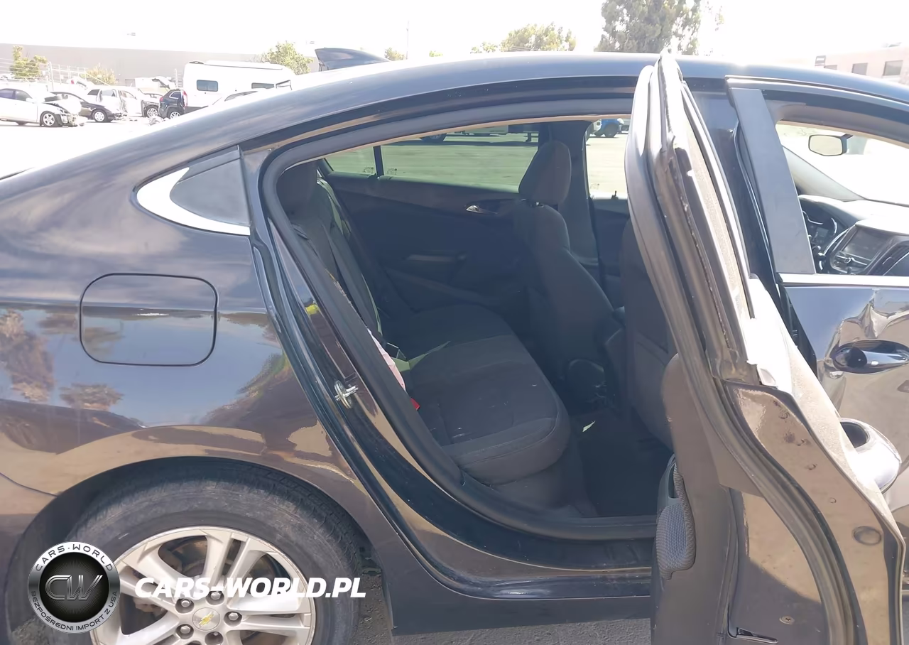 2017 Chevrolet Cruze Lt Auto VIN:1G1BE5SM9H7121189 - 8