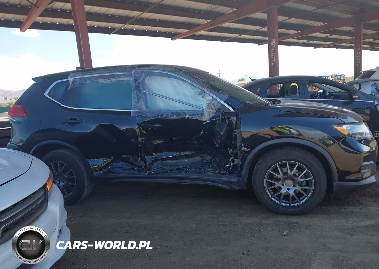 2017 Nissan Rogue S VIN:KNMAT2MTXHP575723 - 13