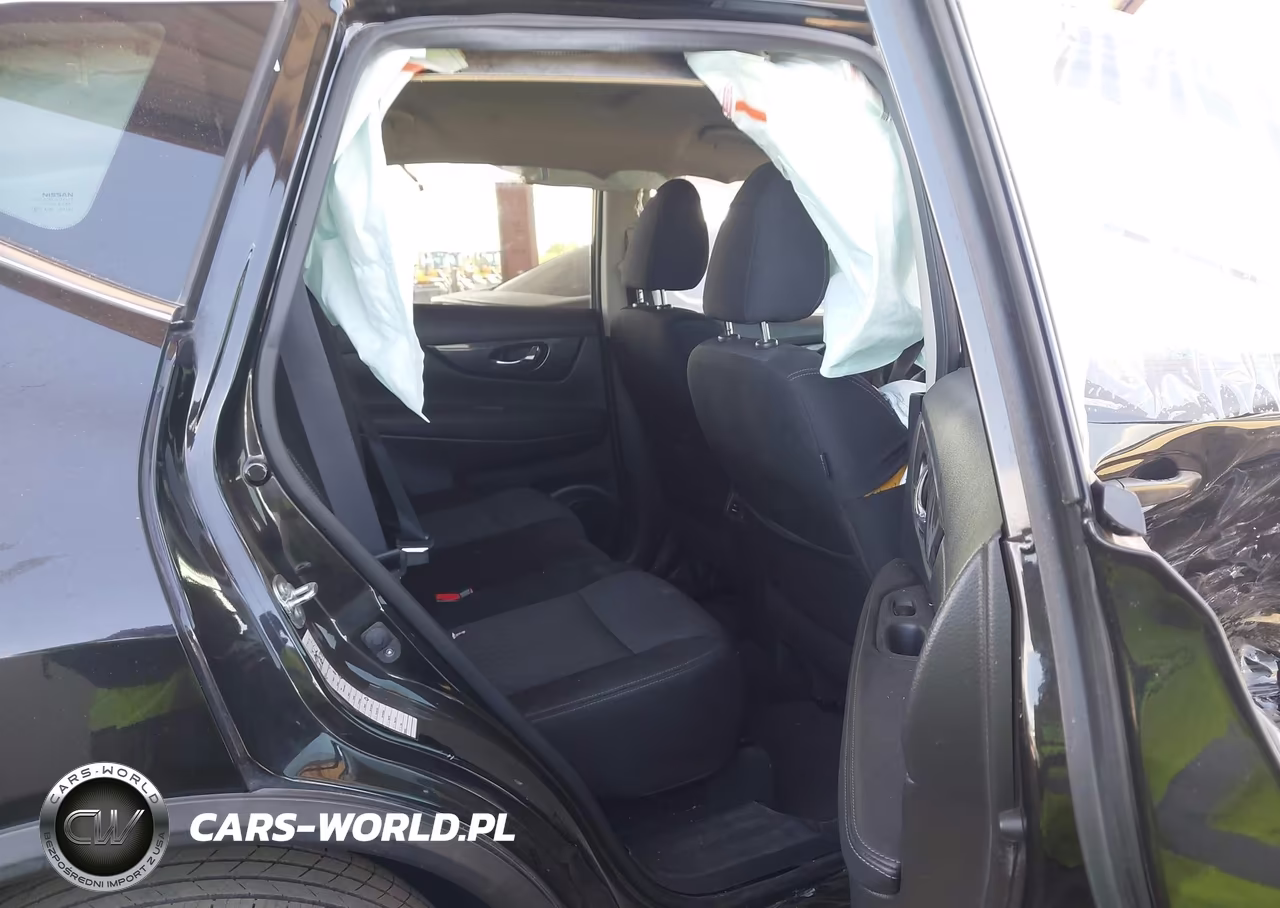 2017 Nissan Rogue S VIN:KNMAT2MTXHP575723 - 8