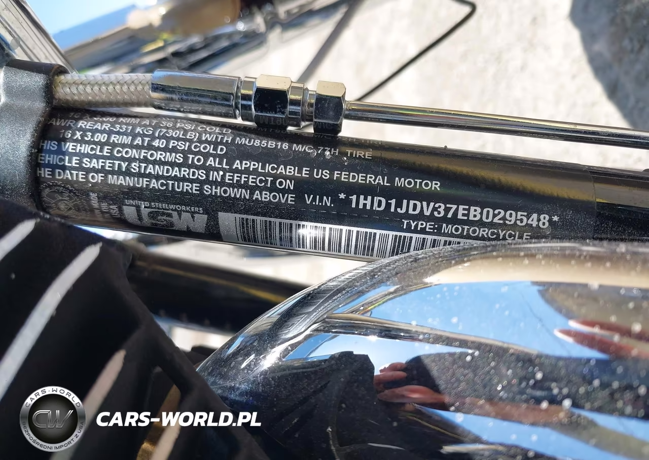 2014 Harley-Davidson Flstn Softail Deluxe VIN:1HD1JDV37EB029548 - 10