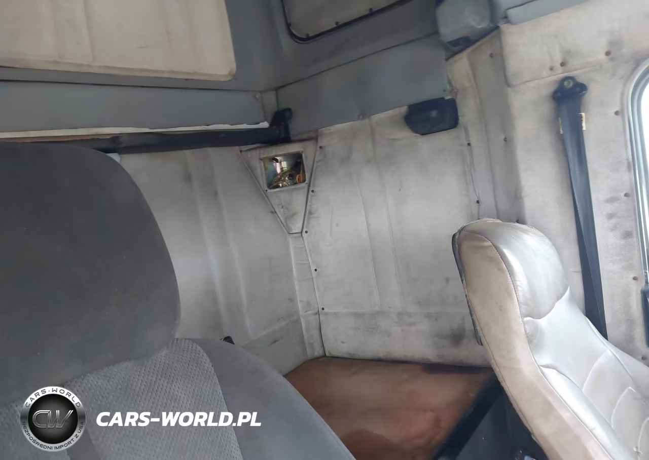 1996 Freightliner Conventional Fld120 VIN:1FUYDZYB3TP594394 - 13