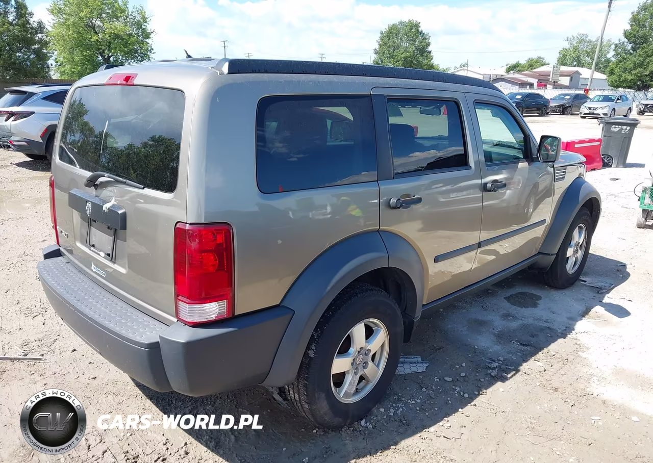 2007 Dodge Nitro Sxt VIN:1D8GT28K37W613911 - 4