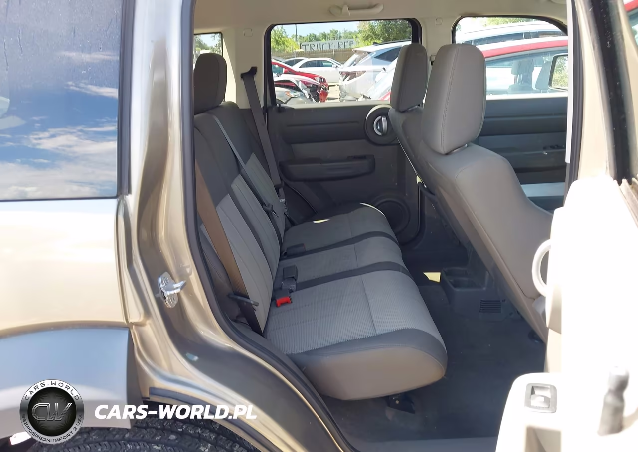 2007 Dodge Nitro Sxt VIN:1D8GT28K37W613911 - 8