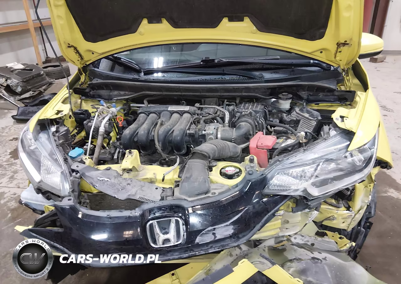 2015 Honda Fit Lx VIN:3HGGK5H57FM768989 - 10